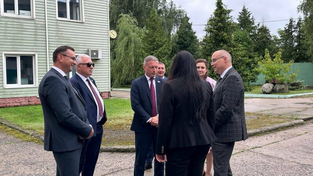 Сёння ў Баранавічах працавалі Міхаіл Баценко і намеснік кіраўніка Адміністрацыі Прэзідэнта Дзмітрый Матусевіч.