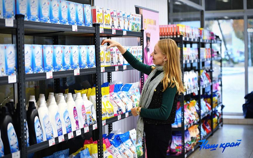 В центре города открылся юбилейный фирменный магазин ОАО "Бархим"